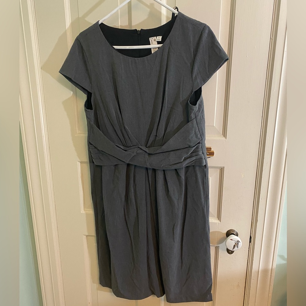 Emma & Michelle size 14 gray sheath dress